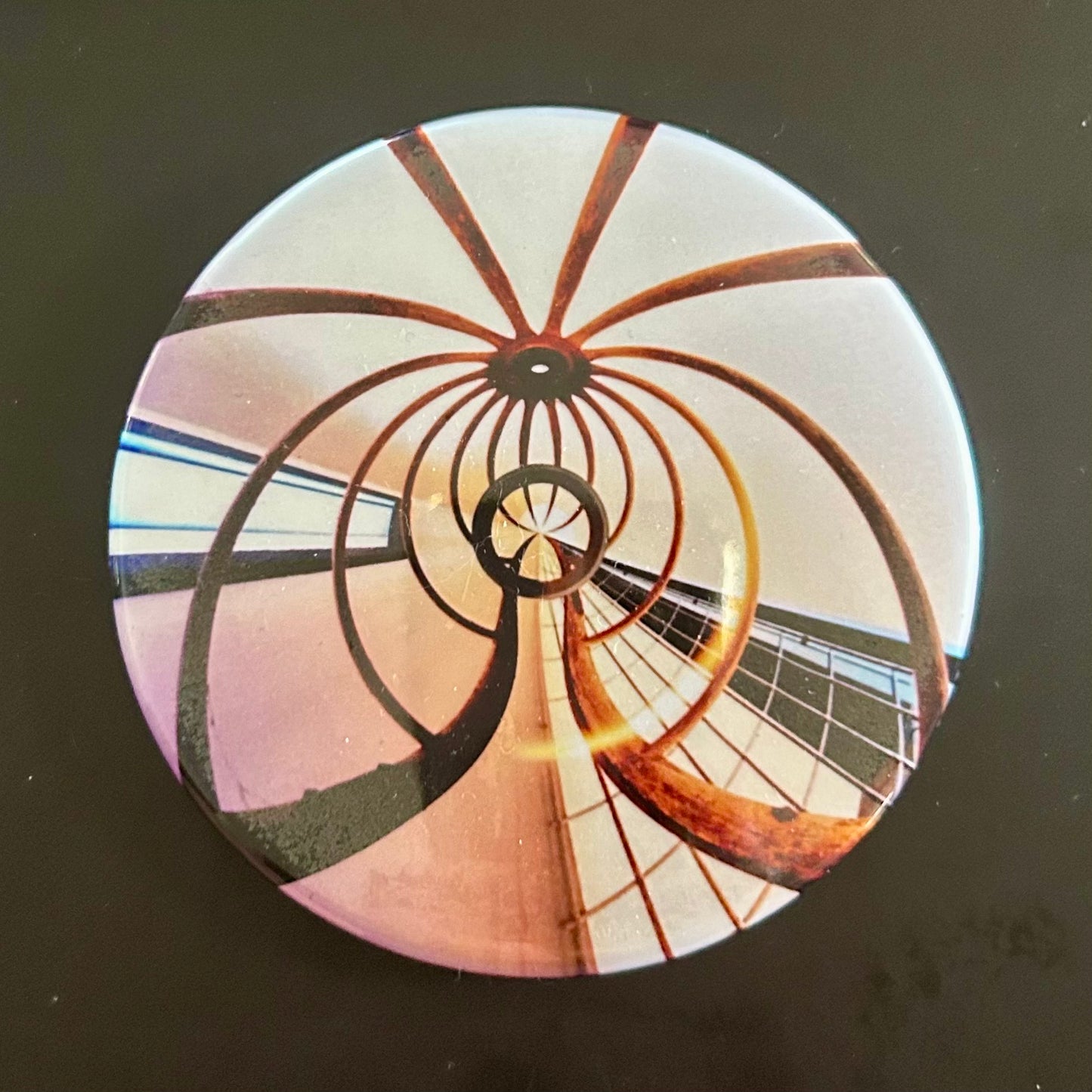 Button - Wagon Wheel